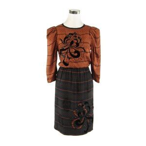 Brown embroidered vintage dress S
